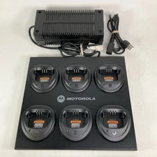 Motorola WPLN4171AR 6 Unit Walkie Talkie Radio Charger Port With Power Supply