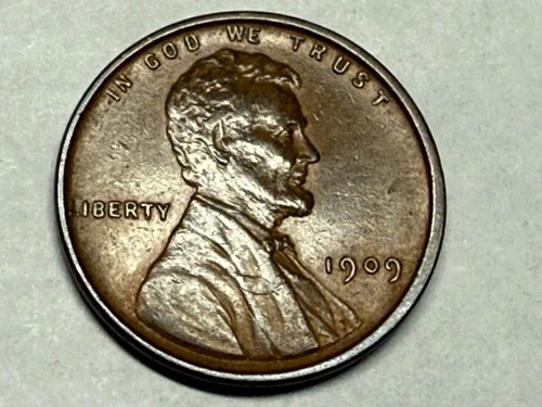 1909 VDB Lincoln wheat cent. Very nice AU. #u8