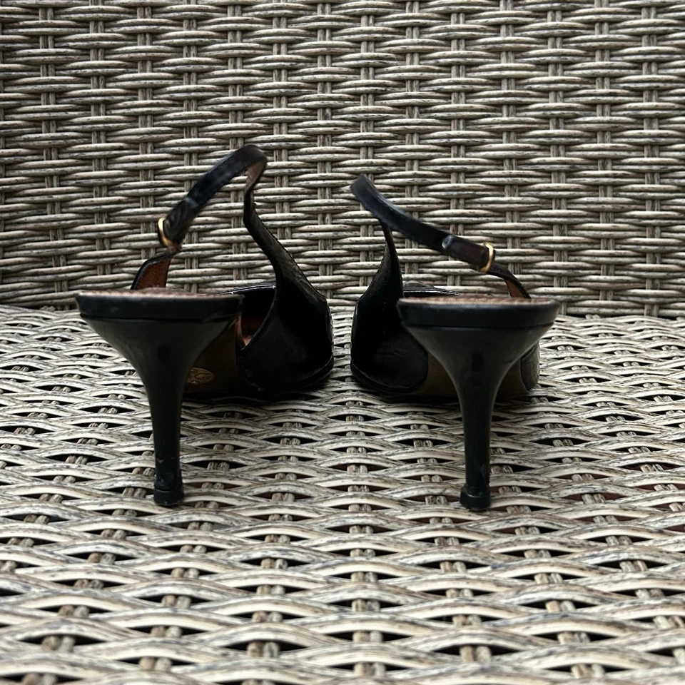 Vintage Dolce & Gabbana Patent Leather Black Pointed Toe Slingback Heels Sz 36.5 - Image 4 of 4