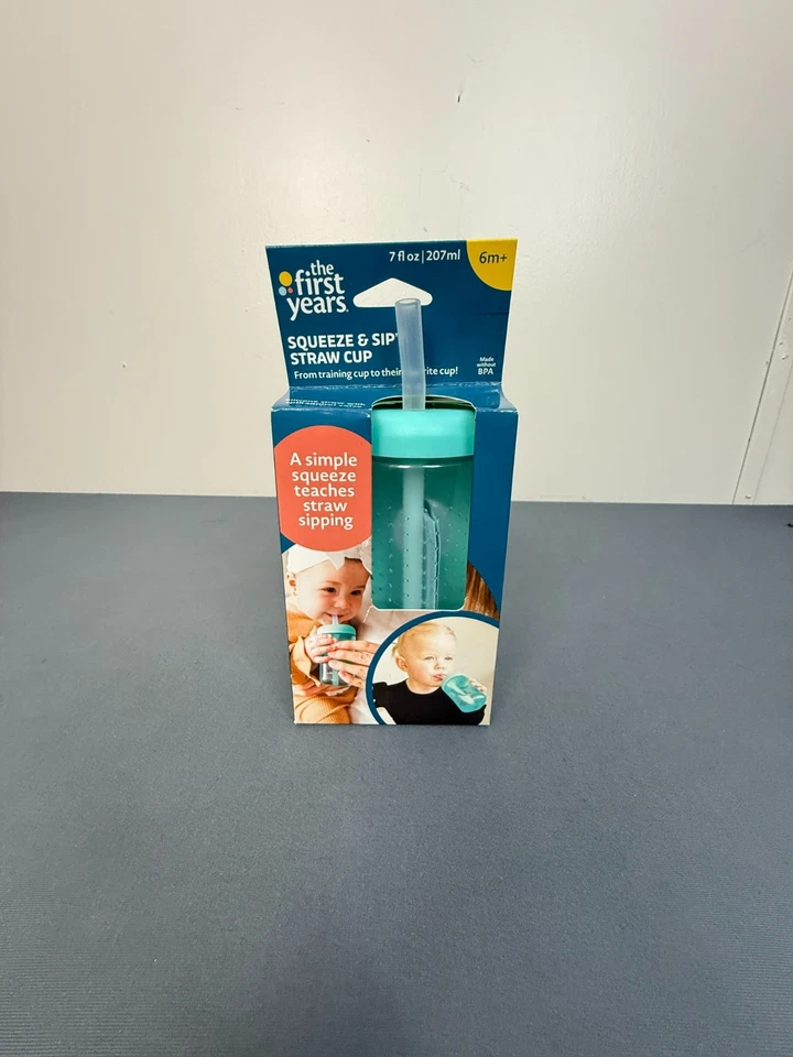 Tazas de paja exprimibles para niños pequeños The First Years Squeeze & Sip 6 Mos Foto 2 de 4