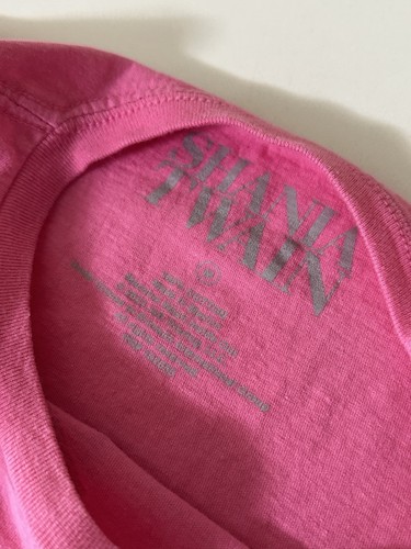 Camiseta Shania Twain "Queen of Me" Rosa Talla MEDIANA - ¡EXCELENTE Estado! - Imagen 3 de 4