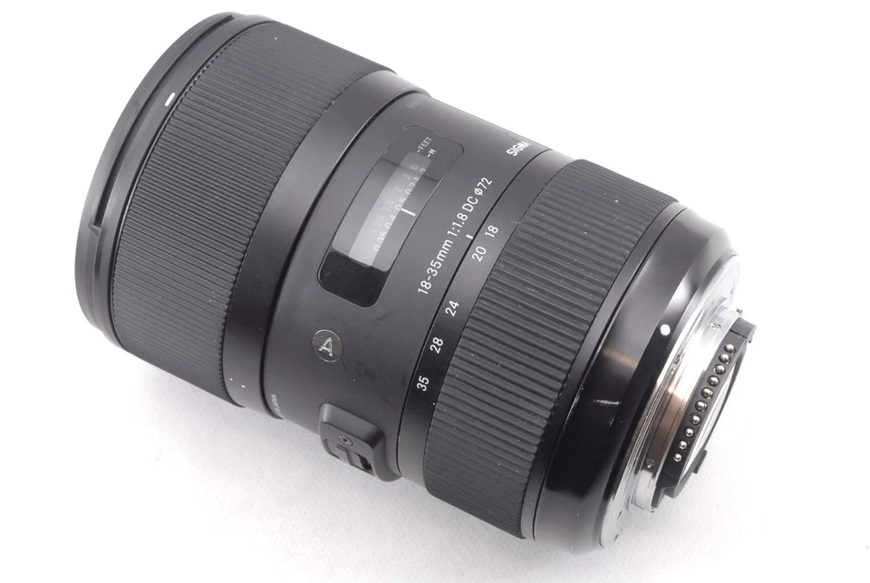 Sigma 18-35 mm F/1.8 DC HSM Art Objektiv für Nikon F Mount mit Haube - Bild 4 von 4