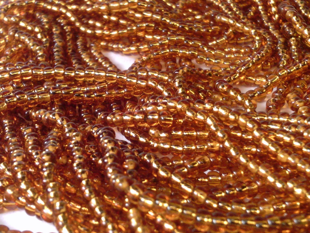 Vtg 1 HANK SILVER LINED TOPAZ GLASS SEED BEADS 11/0 082818a | eBay