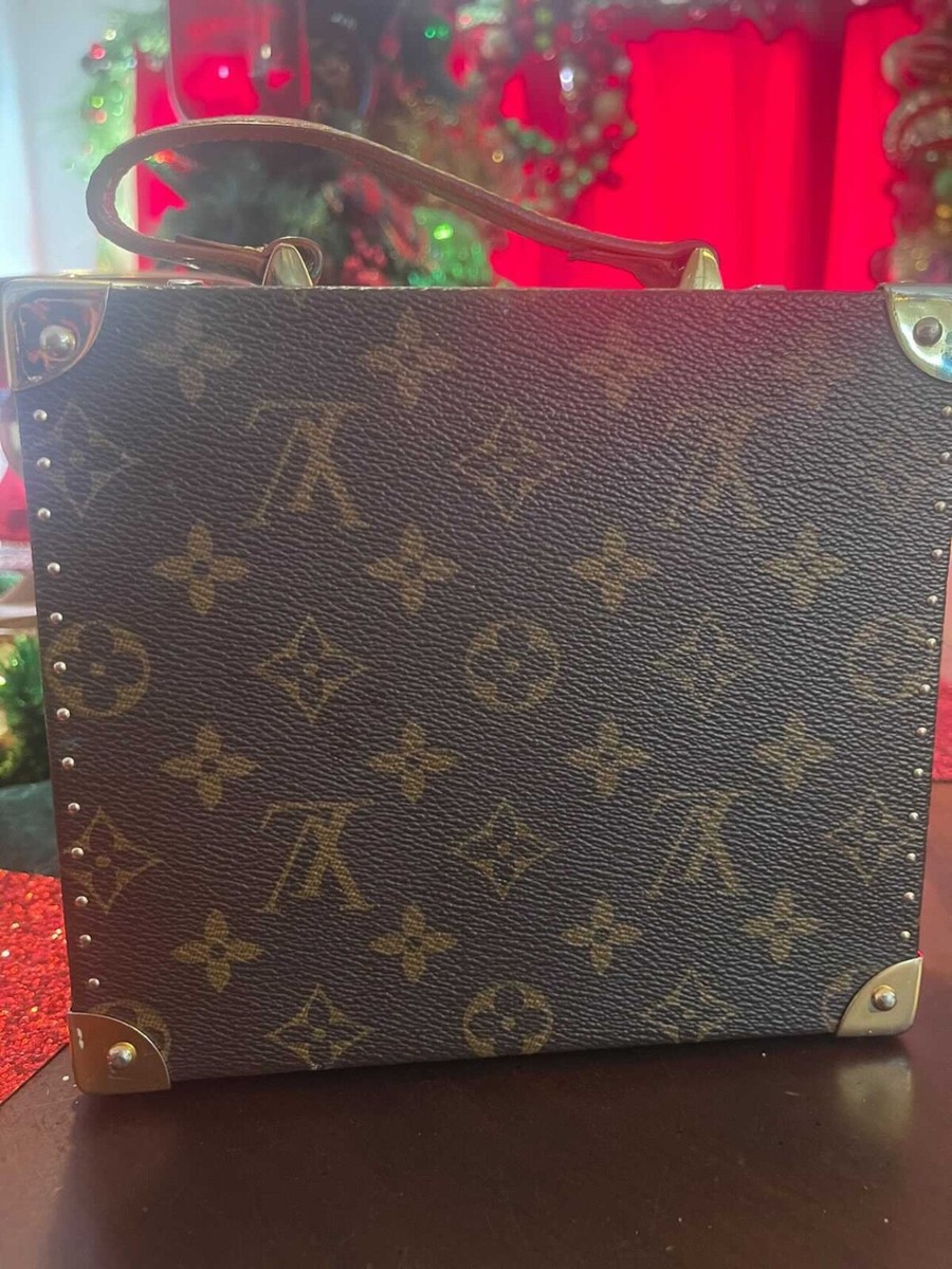 LOUIS VUITTON】限定バングル HELSINKI 2008 LOUIS VUITTON