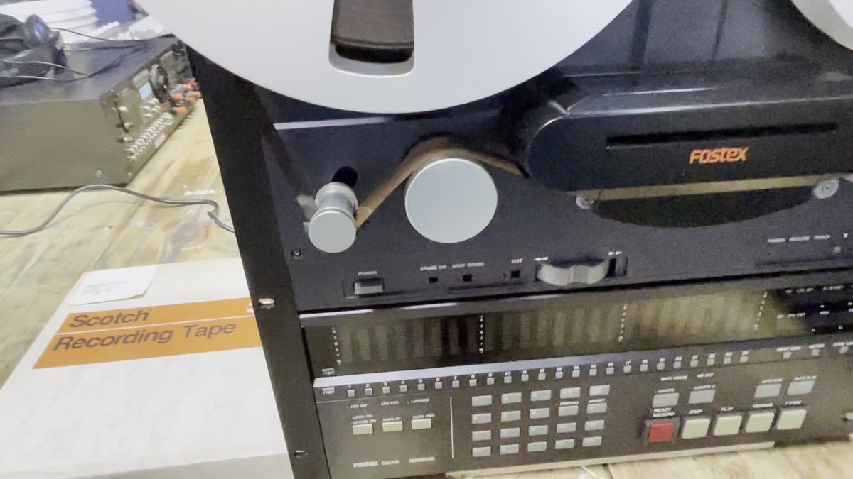 Vintage FOSTEX G24S 24-Track 1