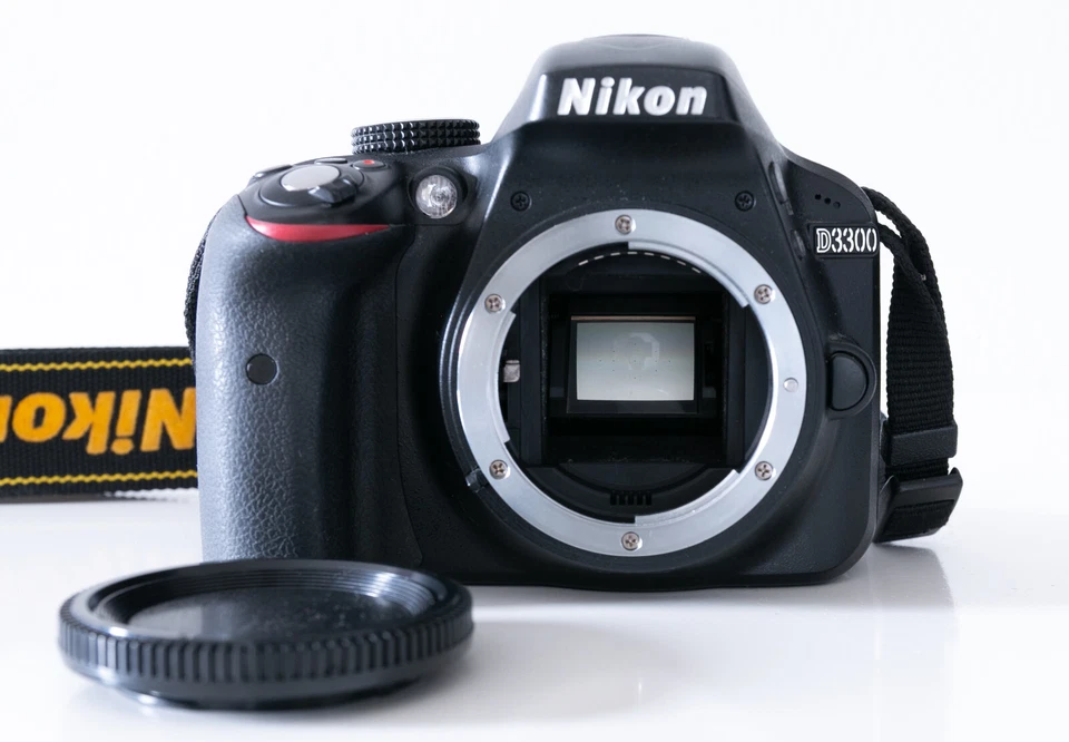 Nikon D3300 DSLR Camera Body and Accessories - Image 3 of 4