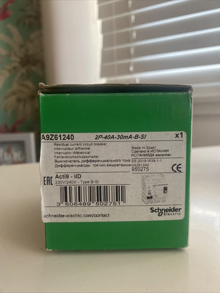 Acti9 iID - Residual Current Circuit Breaker -2P - 40A - 30mA - B-SI type - Image 2 of 3