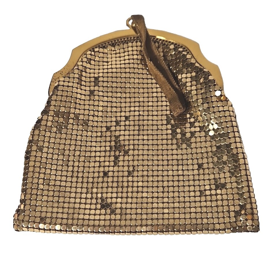 Whiting & Davis ゴールド バッグ Whiting & Davis Gold Tone Chain Mail Crossbody Bag – Vintage