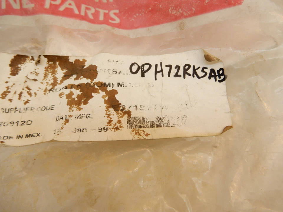 Conjunto de cinturón de seguridad trasero derecho Chrysler Dodge OEM Mopar 0PH72RK5AB Foto 4 de 4