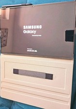 Samsung Galaxy Tab S8 Ultra SM-X906B 256GB. Wi-Fi + 5G 14,6 Zoll 4 Schutzhüllen
