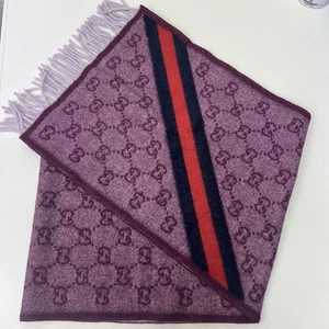 GUCCI Foulard Violet pour Homme et Femme 34x186cm Étole Élégante avec Étiquette