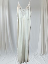 VTG 80s VICTORIA'S SECRET Satin SLIP 100 Nylon NWOT Women  s Medium Coquette