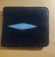 Wildthings Short Black Stingray Bifold Wallet