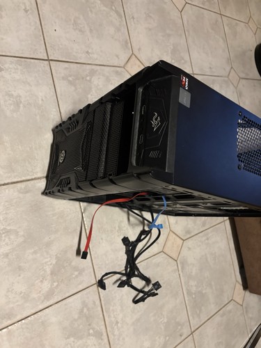 Komplett PC phenom II 4ghz, 32GB RAM, Evga 3070, Straight Power 800w, Sabertooth - Bild 8 von 11