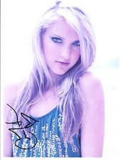 Ciara Hanna Signed Autographed 8x10 Photo Power Rangers Megaforce Yellow COA VD