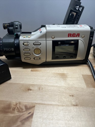 RCA PRO 8 Camcorder 8X Zoom with Accessories Shown - Picture 3 of 7