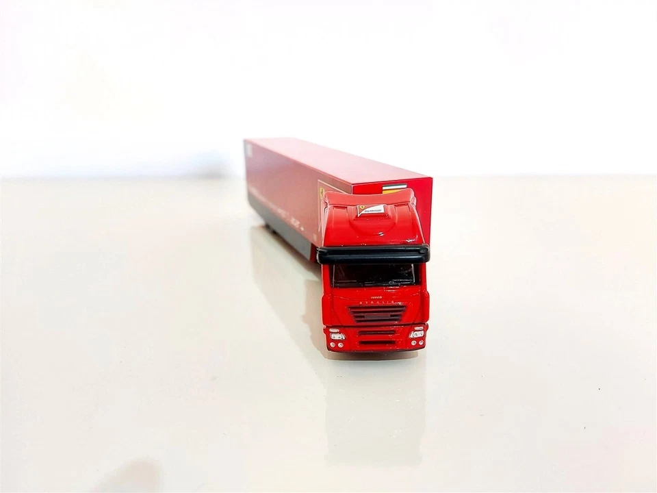 Iveco Stralis Scuderia Ferrari Formula 1 - 1/87 Artigianale base NewRay - Immagine 2 di 4