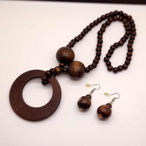S001 Chunky Brown round pendant wood necklace beaded big long necklace & earring - Picture 3 of 4