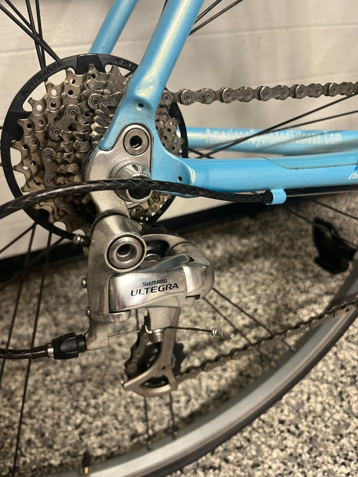 Trek 1600 Women's Specific Design _ Road Bike - 54 cm fits riders between 5'9" 