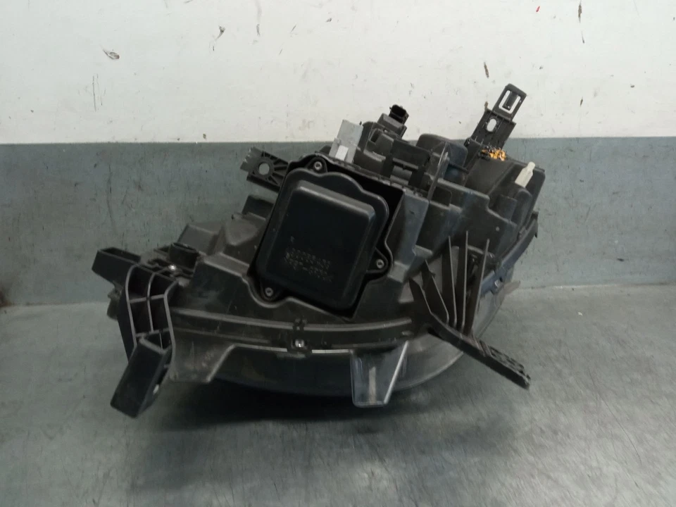 A4539065001 RECHTER SCHEINWERFER / A4539065901 / 5665430 FÜR SMART FORFOUR HATCH - Bild 3 von 4