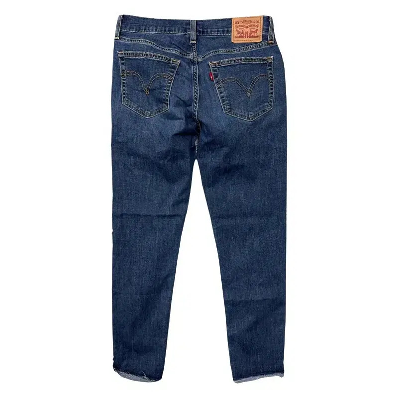 Levi's Women's Casual Cropped Jeans 25 thumbnail 2