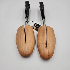Wooden Plastic Metal Shoe Tree Stretcher Rochester Shoekeepers size 5 NWT