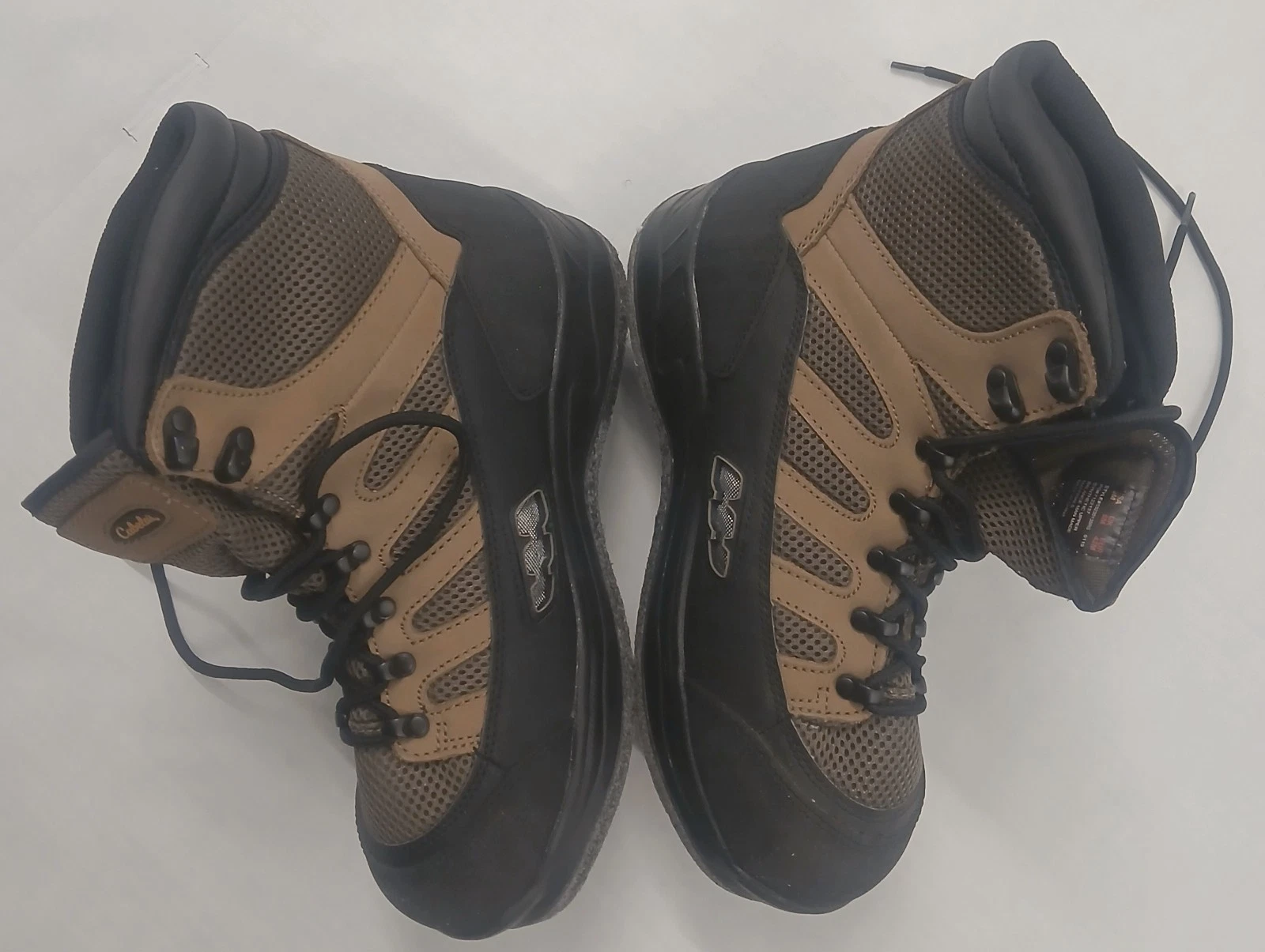 NWOT Cabela's Felt Sole Fly Fishing Wading Boots Size 9 Brown/Tan.