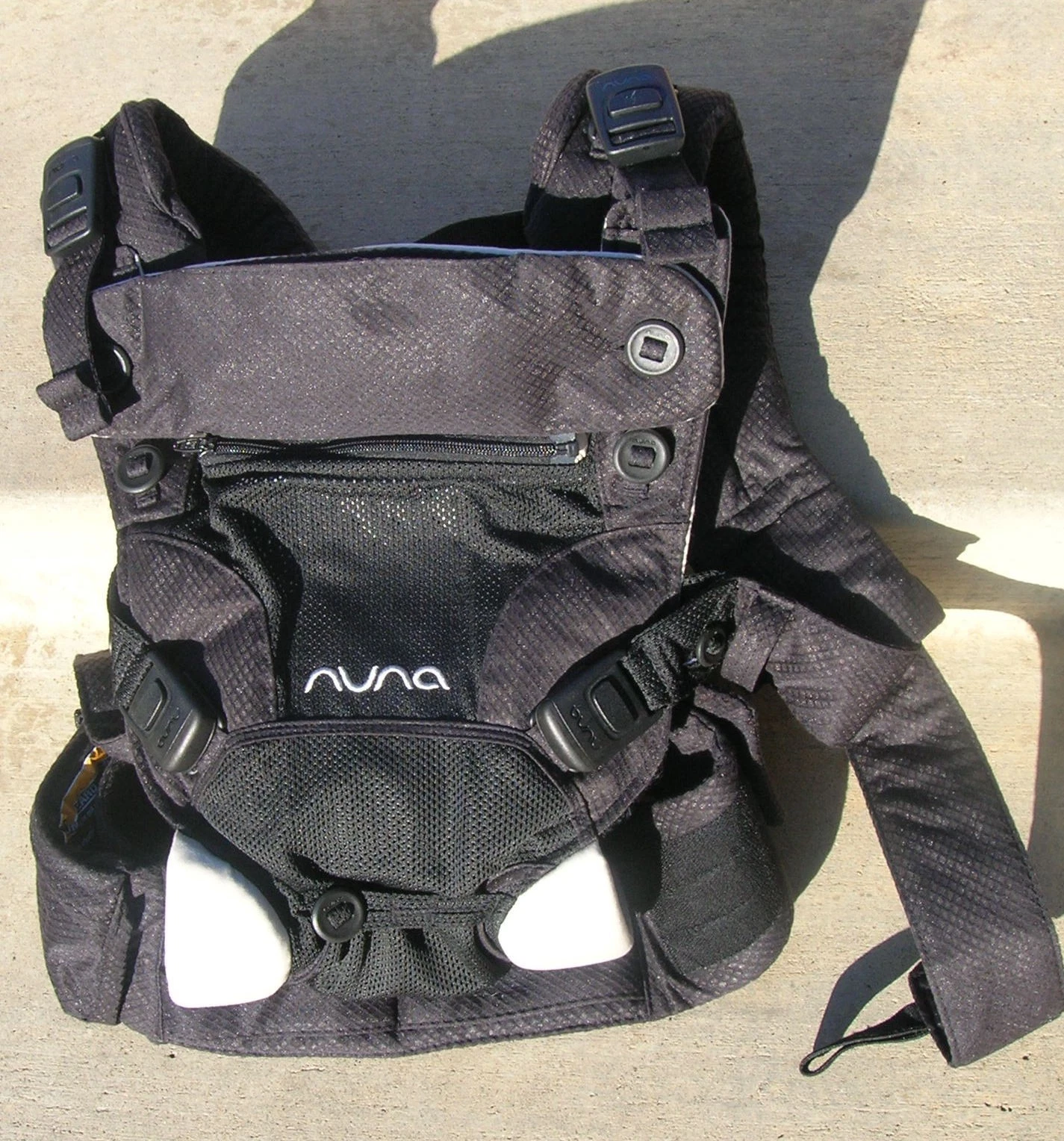 NUNA CUDL CLIK 4-in-1 Baby Carrier Newborn- 3 Years Old 8-35 Pounds Carrier Only