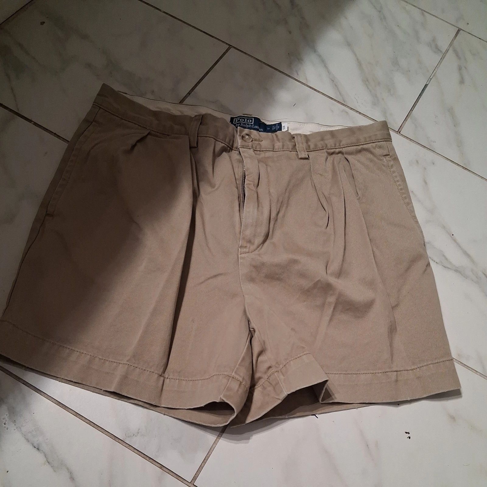 Vtg Polo Ralph The Cormac Shorts Mens 34 Khaki Beige Chino Pleated Preppy Y2K
Opens in a new window