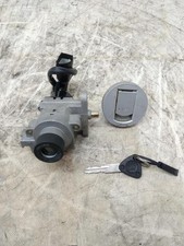 KOMPLETTES SCHLOSS-SET FÜR PEUGEOT SPEEDFIGHT 3 50 RS AB 2010 (e48781)