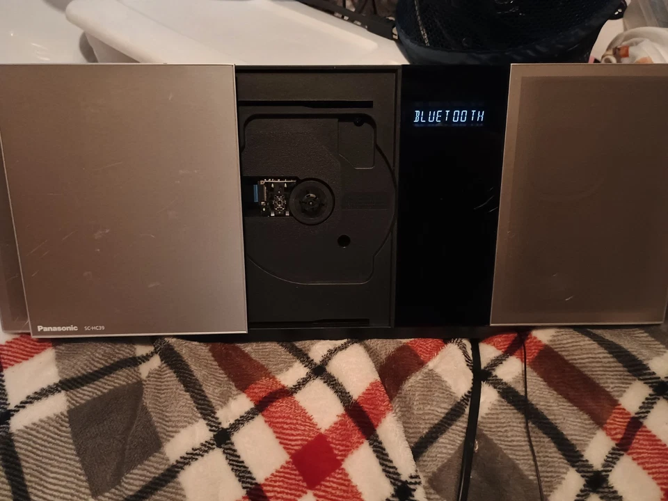 Panasonic SC-HC39 Micro Home Audio Sound System Bluetooth And Remote - Image 4 of 4