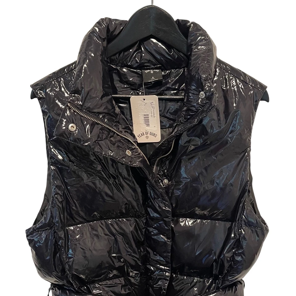 ГОД НАШЕГО черный патент пуховик жилет с ремнем галстук воротник маленький новый с Ярлыками - Изображение 4 из 4