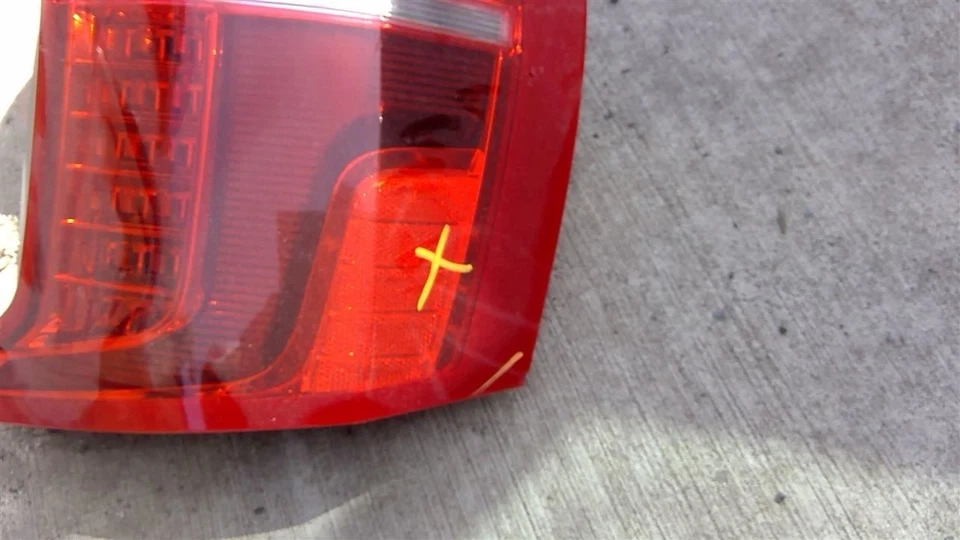 Passenger Right Tail Light Fits 16-22 VOLVO XC90 649641 - Image 3 of 4