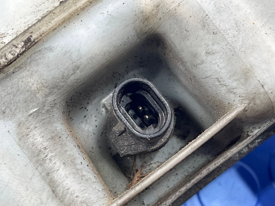 Chevy Silverado 2500 3500 2003-2007 clásico conjunto de cilindro maestro de freno OEM Foto 4 de 4