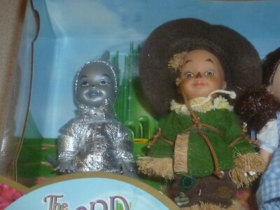 バービー　KELLY THE WIZARD OF OZ Giftset NEW BARBIE WIZARD OF OZ KELLY COLLECTOR EDITION DOLLS SET 2003