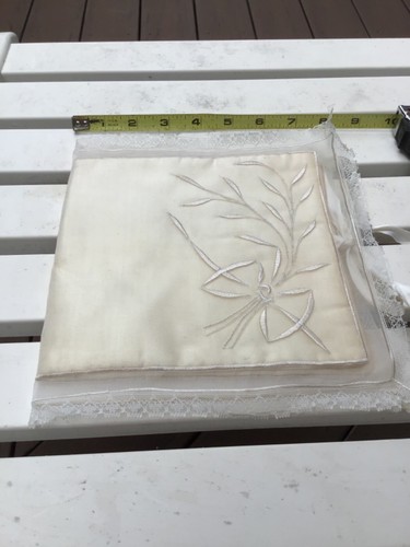VINTAGE ELFENBEIN SATIN SPITZE BRAUT CLUTCH HOCHZEIT ETUI BESTICKT BLUMEN KARTEN GELÜBDE - Bild 3 von 16
