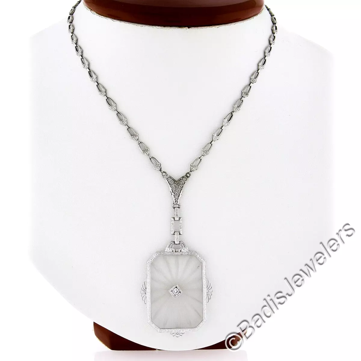 Antique white hotsell gold necklaces