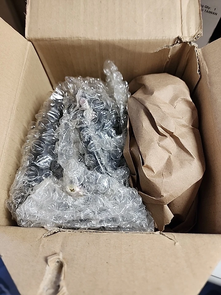 LUZ TRASERA KAWASAKI 2003-2004 KLX400SR OEM #23025-S005 Foto 3 de 4