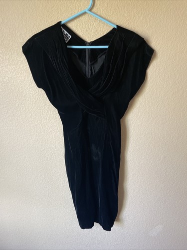 Vintage Soma Samt Bodycon Plissee Kleid USA Whimsigoth Witchy Größe 4 passt 1/2 - Bild 4 von 10