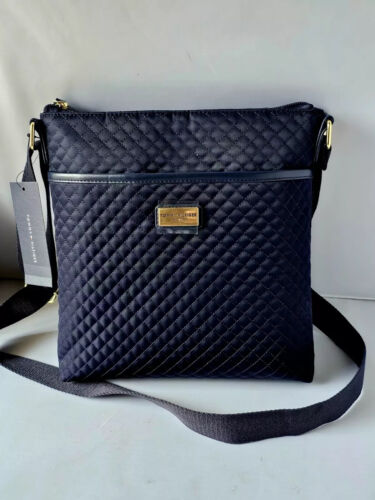 NWT Tommy Hilfiger Quilted Dark Blue Lightweight crossbody Bag W/ Front Pocket - Picture 2 of 11