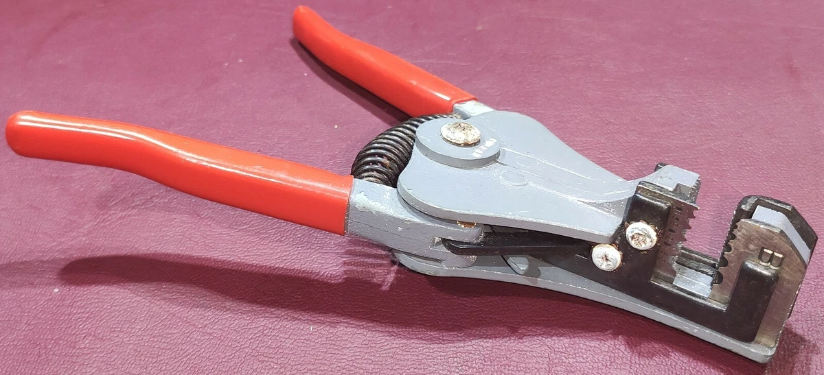 VESSEL WIRE STRIPPER Red Handle