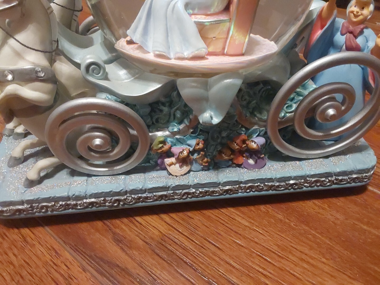 Picture 6 of 12