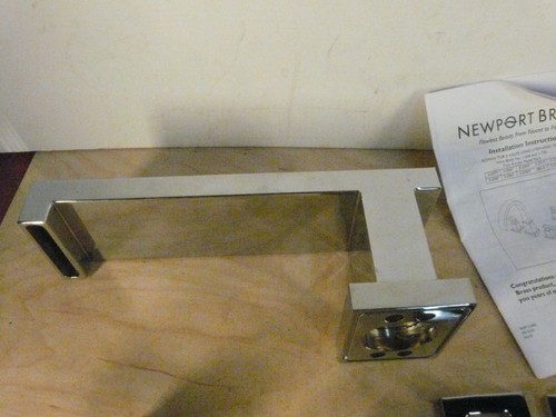 Roman Tub Faucet + Hand Nozzle--Skylar by Newport Brass--3-2567/26 Chrome - Picture 5 of 9