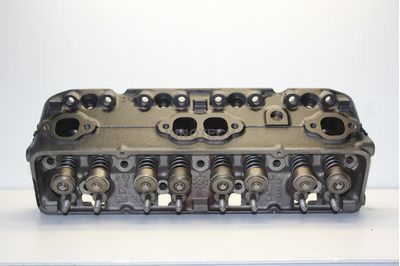 GM 5.7L (350 cid) 67-86 marine cylinder head 624 882 - Picture 1 of 1