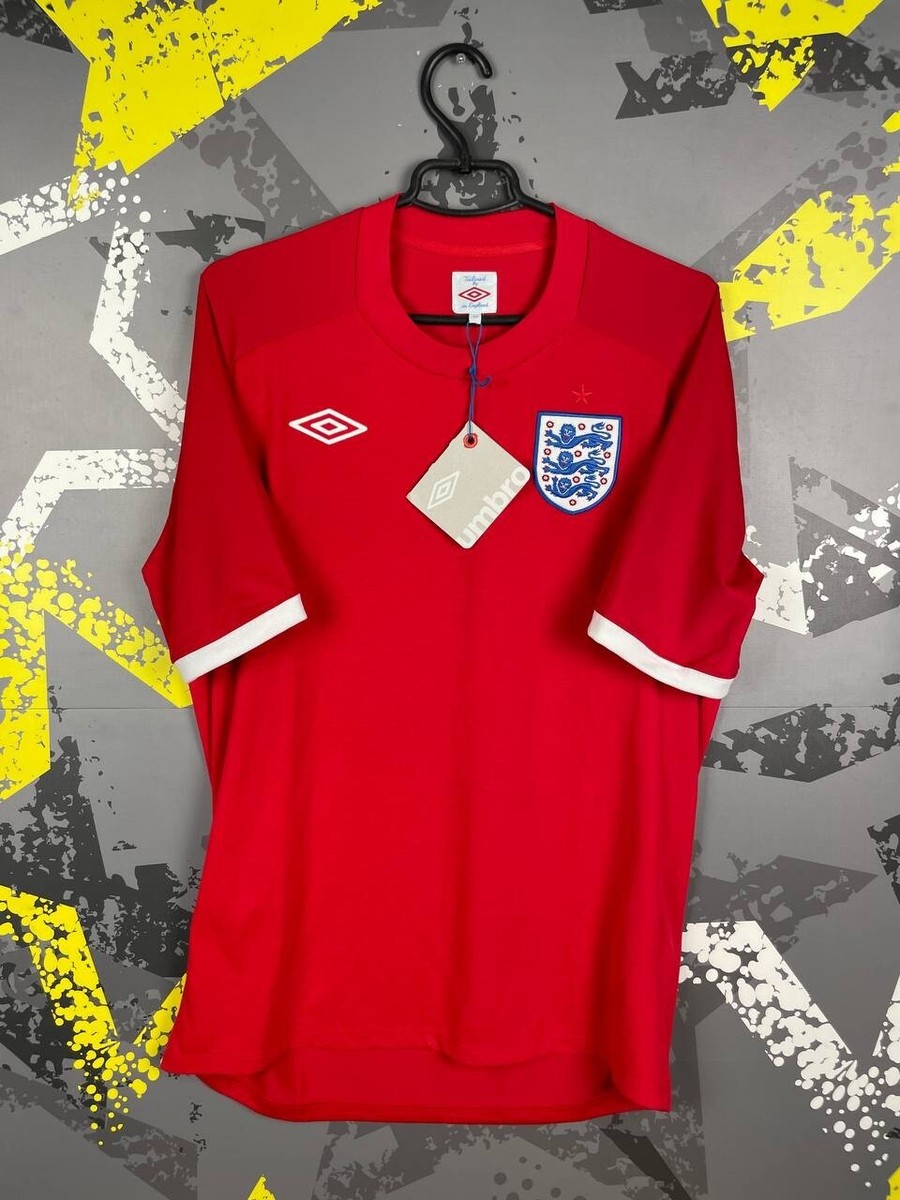 EURO2012　サッカーウェア　セットアップ　レッド　PORTUGAL England Team Jersey Away football shirt 2010 - 2012 Umbro
