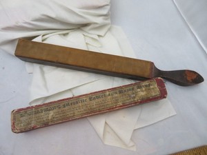 Antique Razor Strop L Chapman's Metallic Tablet 4 Step Unique Design in Box