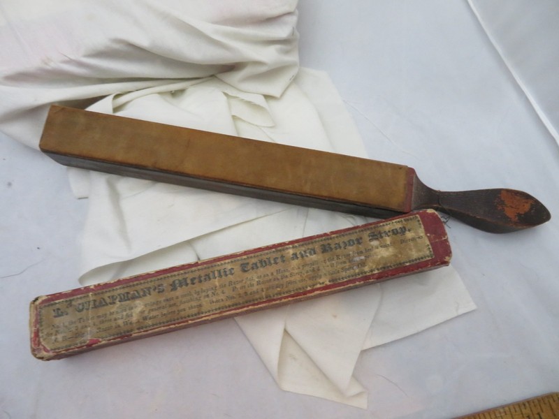 Antique Razor Strop L Chapman's Metallic Tablet 4 Step Unique Design in Box