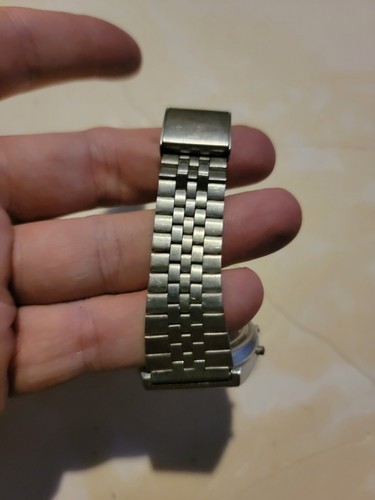 Vintage Nelsonic LCD Digital Watch 1980's Wristwatch Silver Tone Needs Battery - Picture 3 of 4