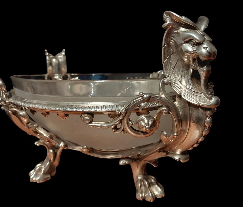 ANTIGUO RARO CHRISTOFLE ART DECO CABEZAS DE LEÓN GARRAS BASE JARDINERE CENTRO DE MESA Foto 3 de 4