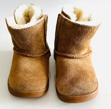 UGG Boots Kids Size 4